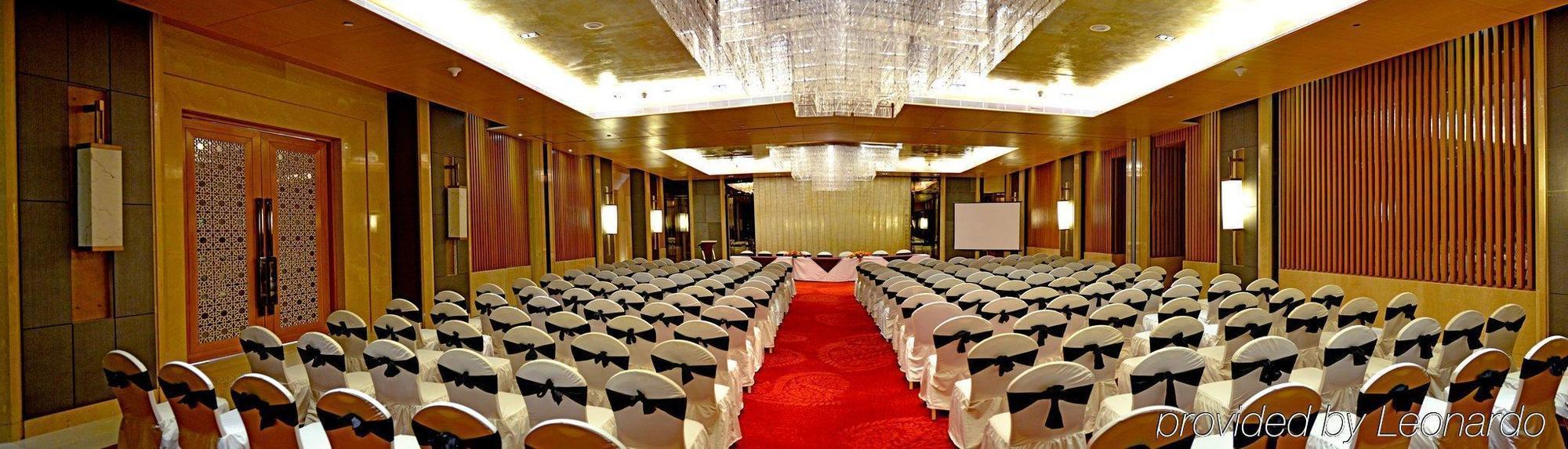 Radisson Blu Hotel 5*